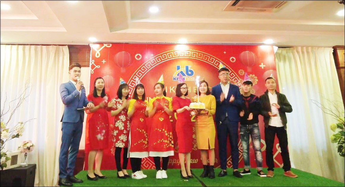 Tổ chức tiệc sinh nhật cho cán bộ công nhân viên - Nét đẹp trong văn hóa doanh nghiệp của In Kinh Bắc